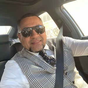 Meet your Posher, Jose